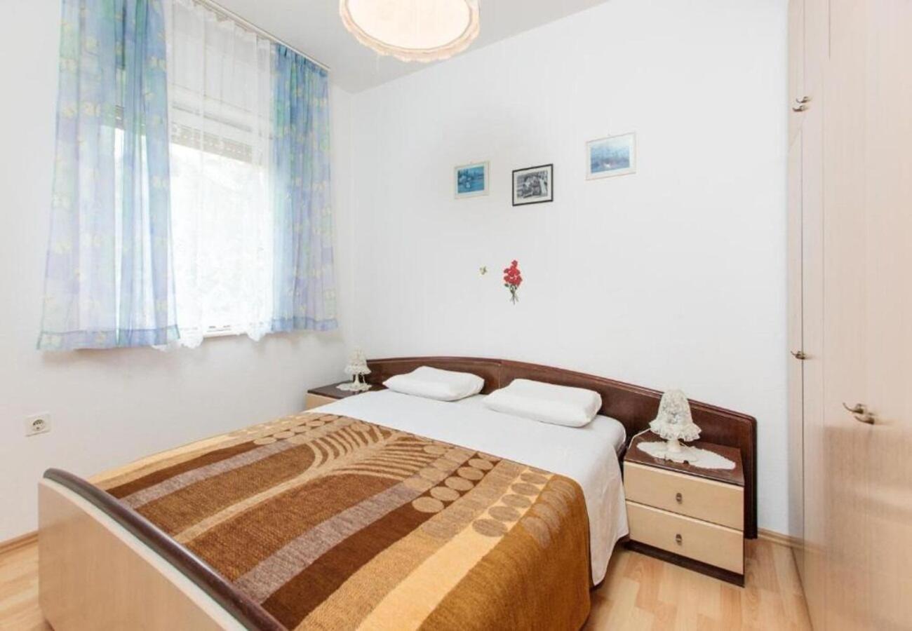 Apartment Knez 1 - 50 M From Beach Podstrana Eksteriør bilde